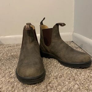 Bulndstone brown Chelsea boots, fits size 8-8.5